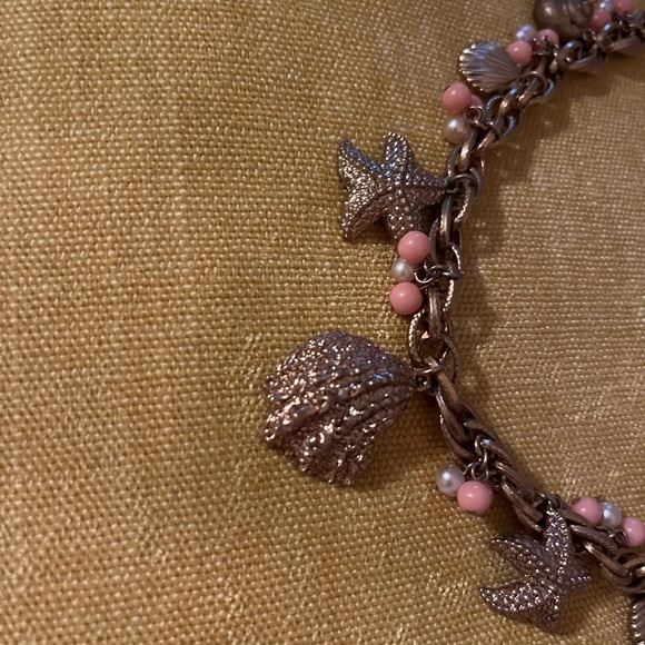 Shimmering Seashells necklace - Picture 3 of 4